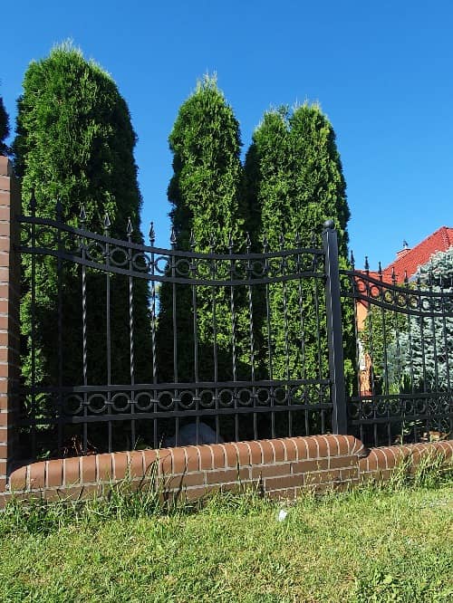 ploty-ogrodzenia-panelowe-betonowe-sztachetowe-aluminiowe-lupane-Warszawa-Gdansk