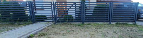 ploty-ogrodzenia-panelowe-betonowe-metalowe-z-siatki-systemowe-srutowane-gabionowe-lupane (740)