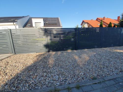 ploty-ogrodzenia-panelowe-betonowe-metalowe-z-siatki-systemowe-srutowane-gabionowe-lupane (762)